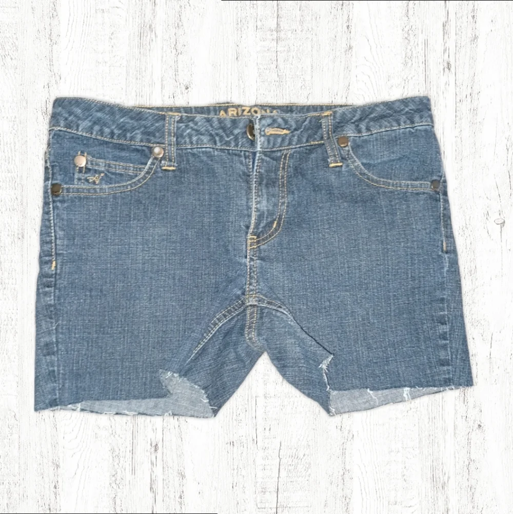 Arizona shorts‎ size 9